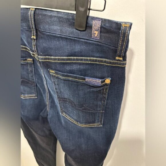 NWOT- 7 FOR ALL MANKIND KIMMIE STRAIGHT LEG JEANS - Picture 6 of 7